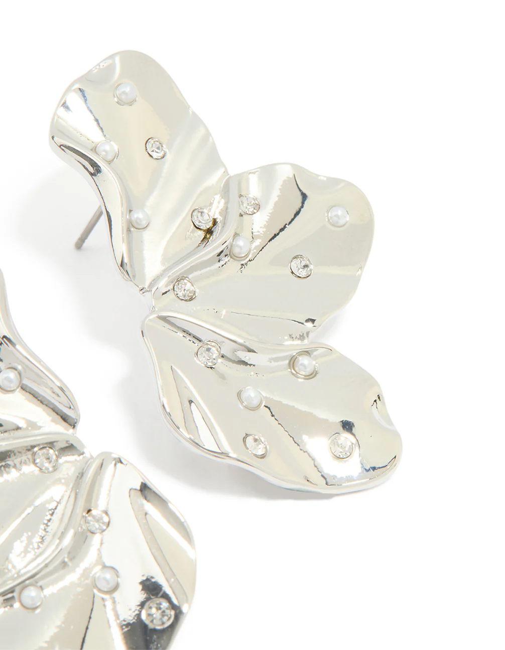 Silver Dotted Pearl Flower Stud Earrings - Image 3