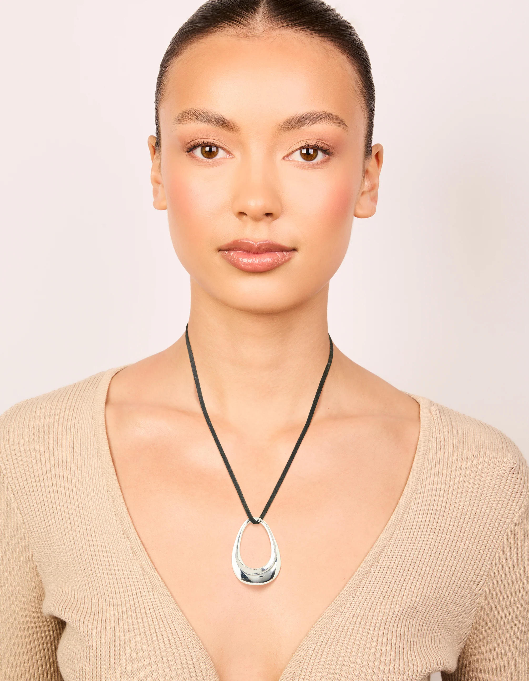Silver Open Oval Pendant Cord Necklace - Image 3