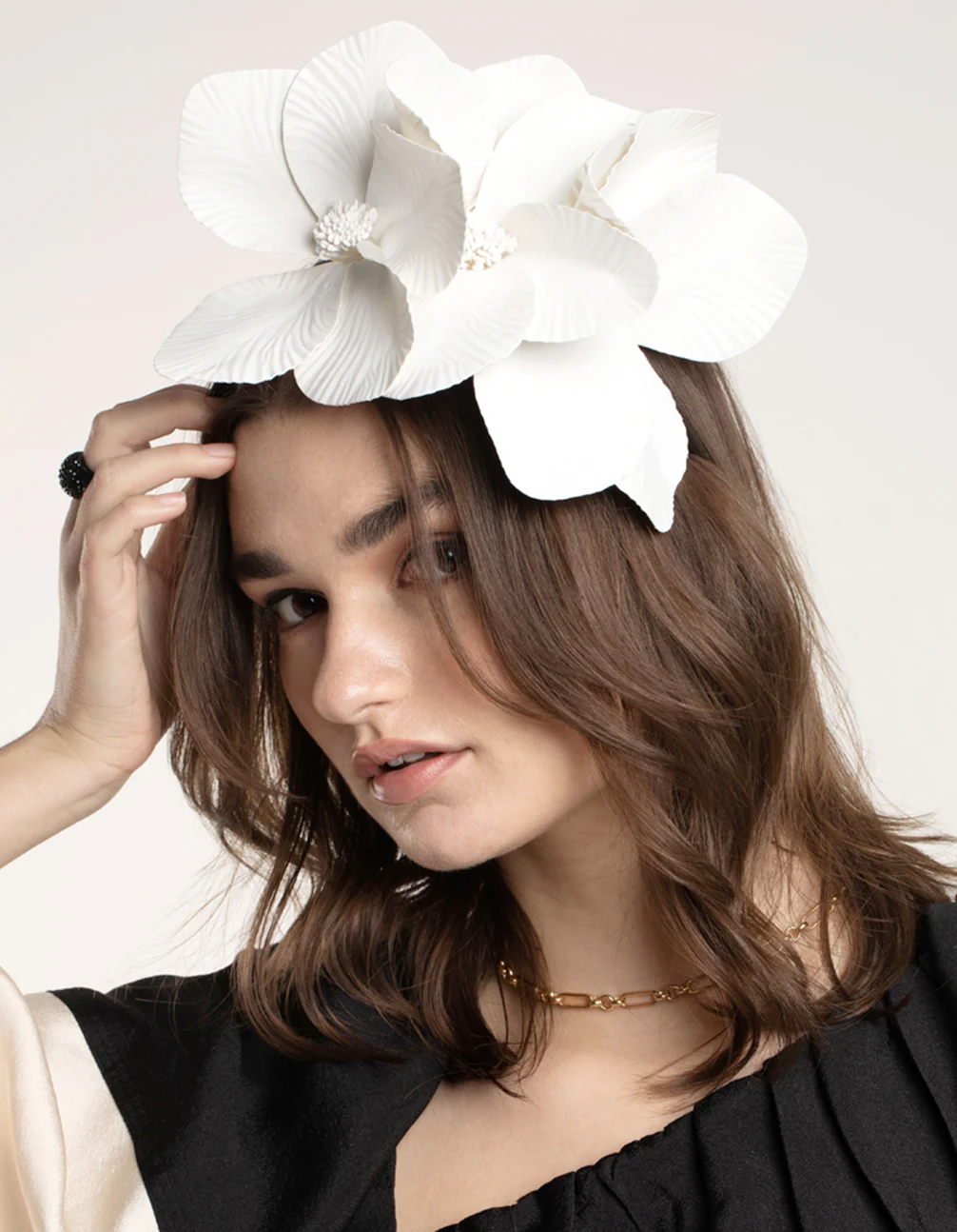 White Faux Leather Petal Headband - Image 2