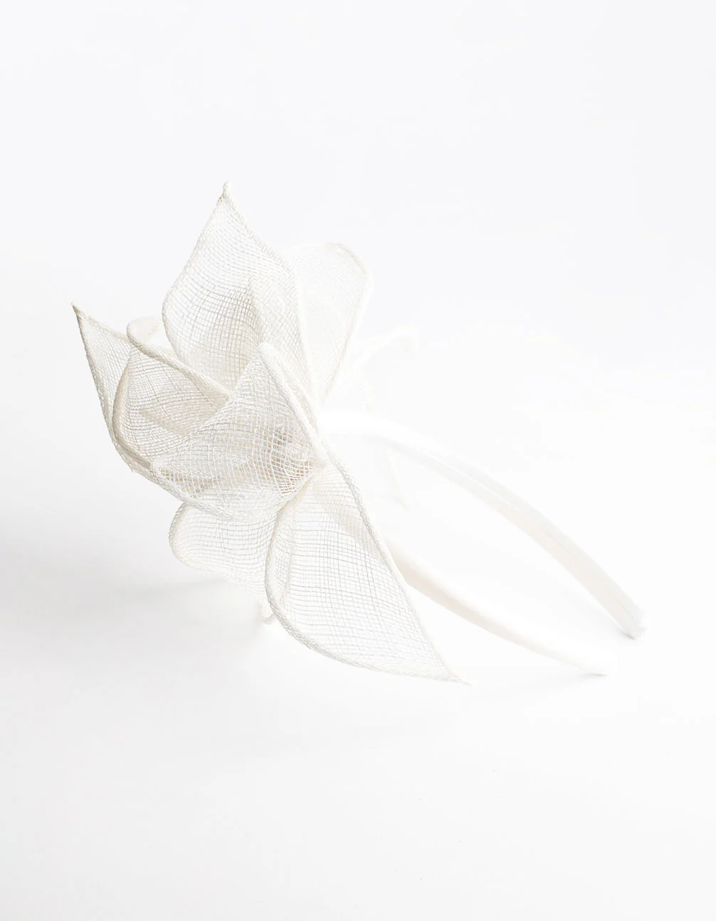 White Petal Sinamay Fascinator - Image 5