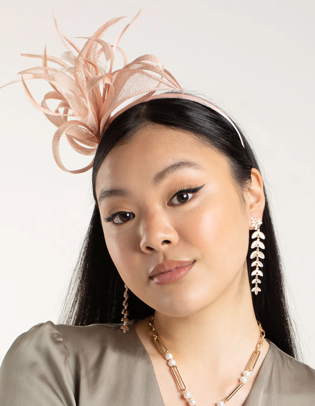 Blush Petal Looped Mesh Sinamay Fascinator - Image 2