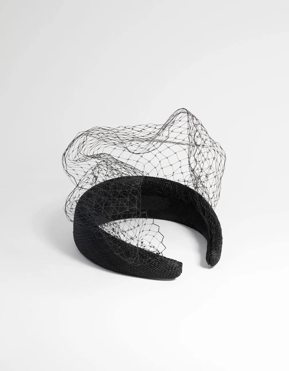 Black Mesh Veil Alice Band - Image 3