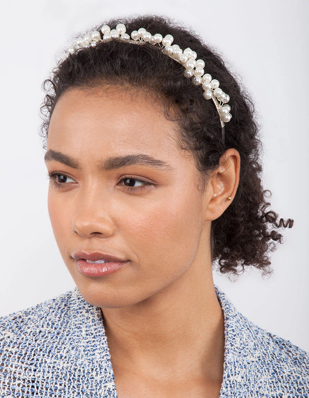 Silver Scattered Pearl Headband - Image 2