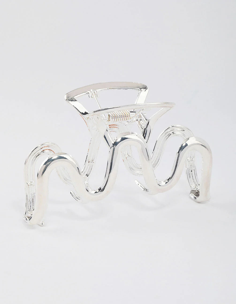 Silver Metal Wavy Hair Claw Clip - Image 2