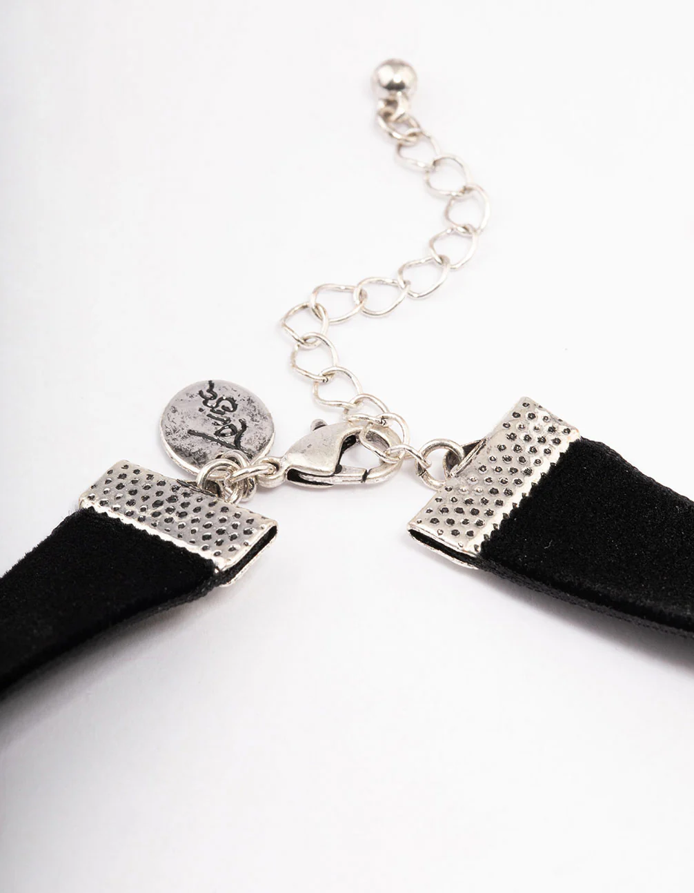 Antique Silver Wide Velvet Pendant Choker - Image 3