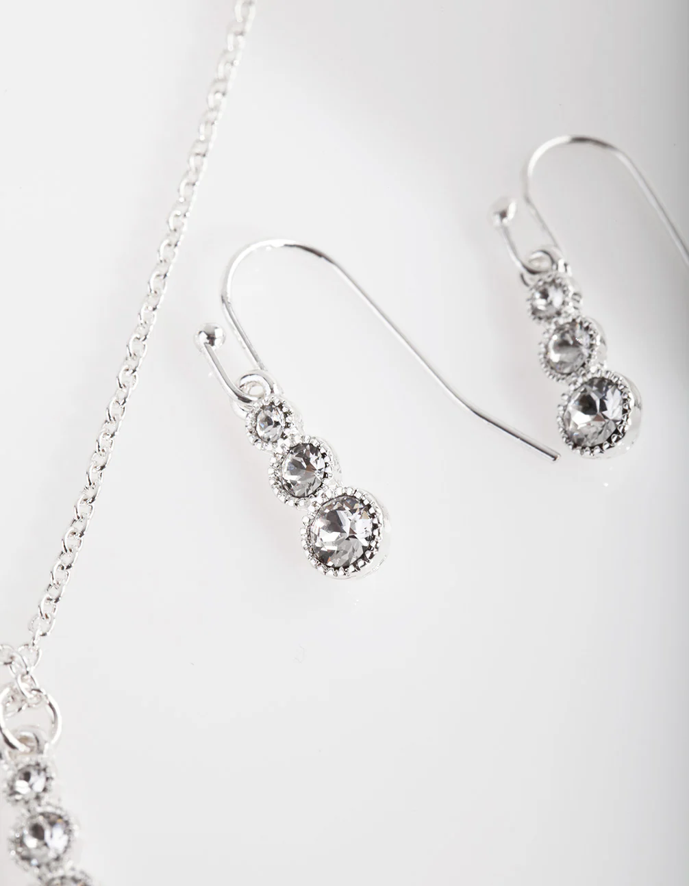 Diamond Simulant Graduating Crystal Necklace & Earrings Set - Image 3
