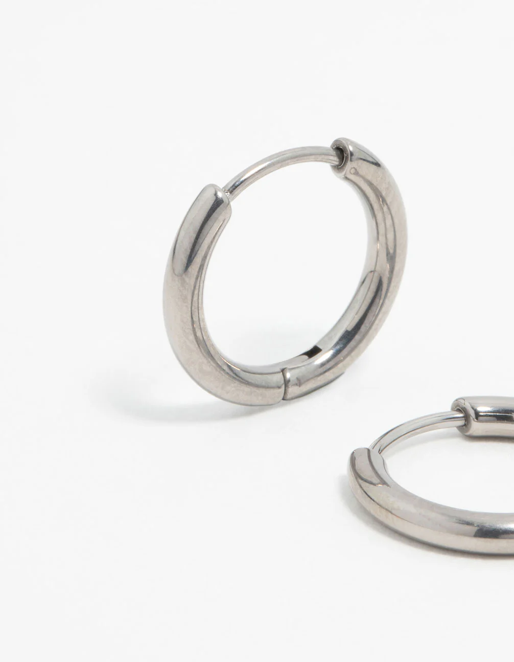 Titanium Small Classic Hoop Earrings - Image 4