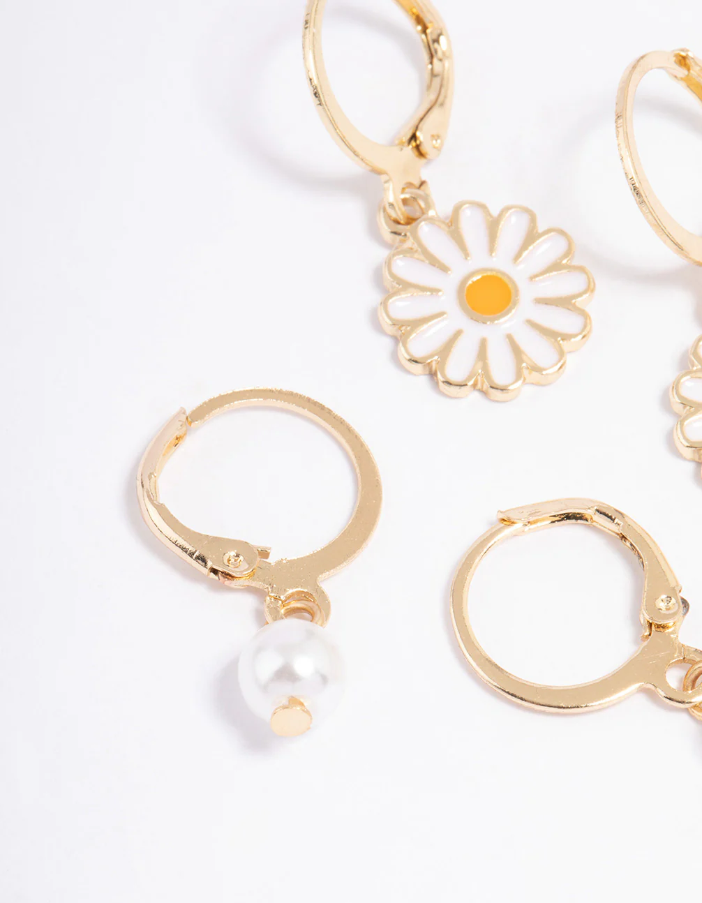 Gold Pearl & Daisy Earrings Pack - Image 3