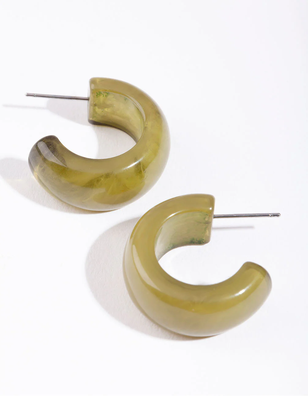Acrylic Curve Half Hoop Earrings - Image 2