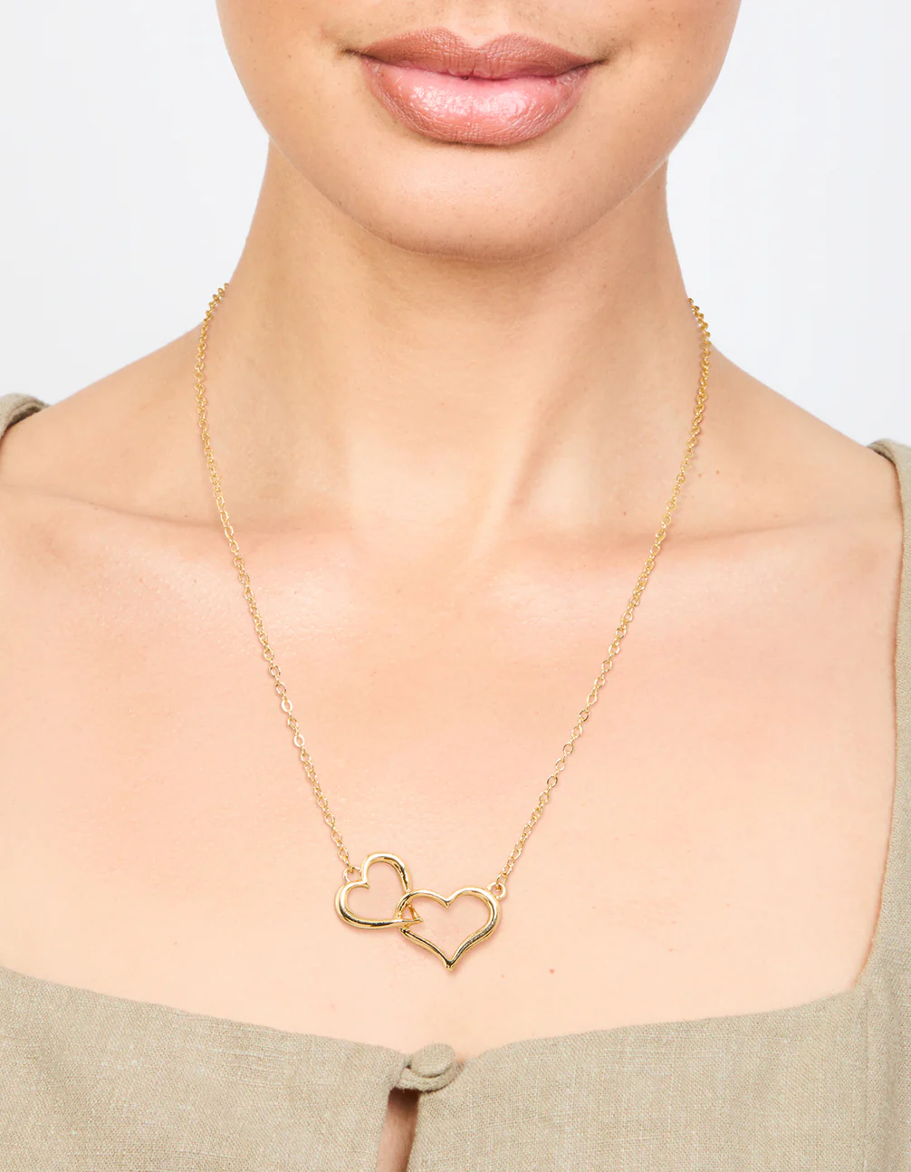 Gold Interlocked Hearts Necklace - Image 2