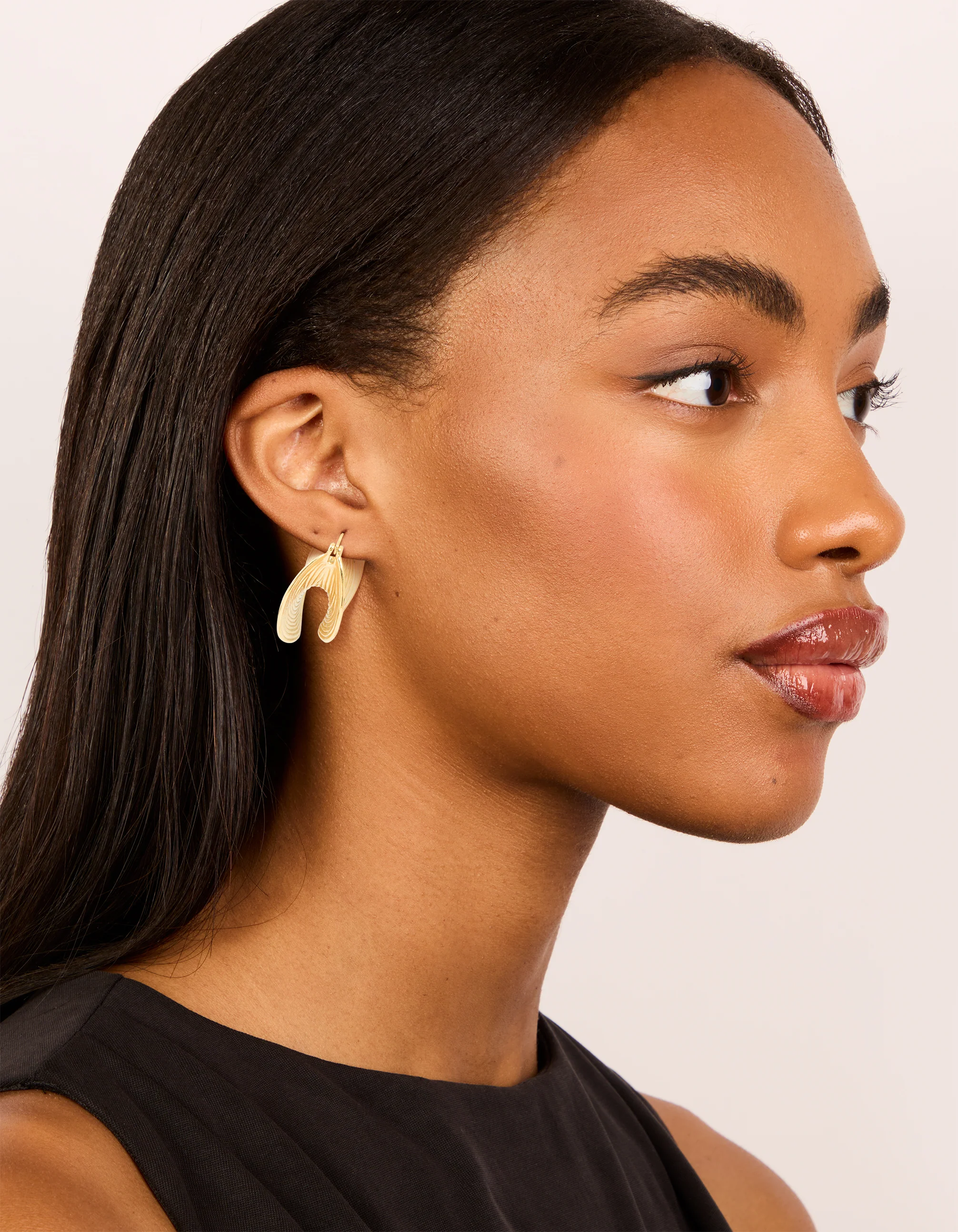 Waterproof Gold Plated Stainless Steel Etched Chunky Hoop Earrings - Image 3