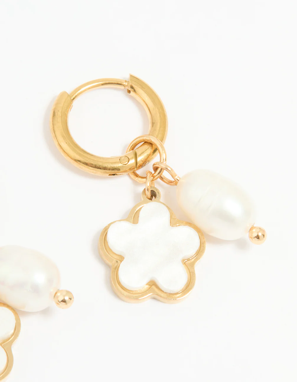 Waterproof Gold Plated Stainless Steel Freshwater Pearl Flower Earrings 2-Pack - Image 3