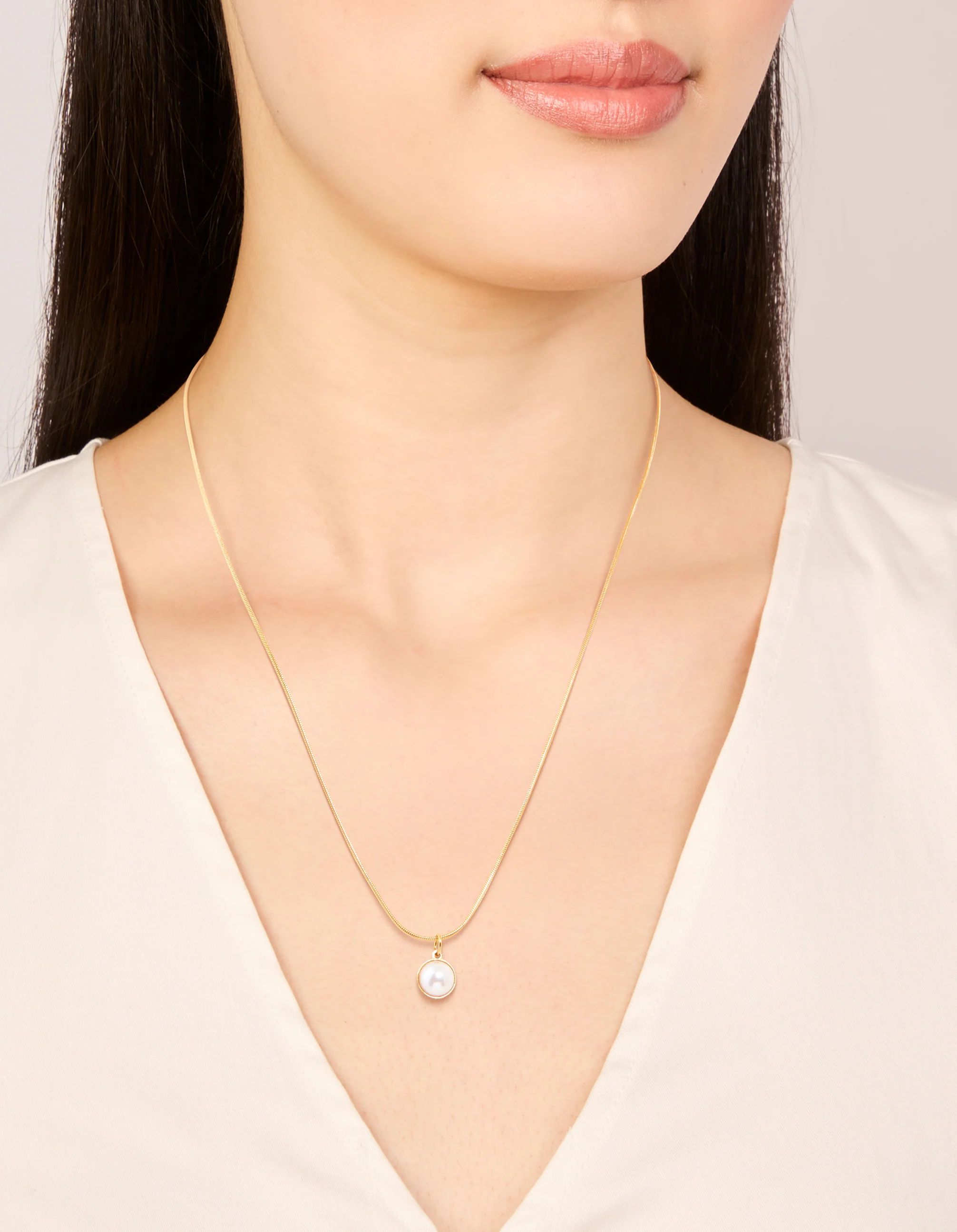 Waterproof Gold Plated Stainless Steel Freshwater Pearl Pendant Necklace - Image 2
