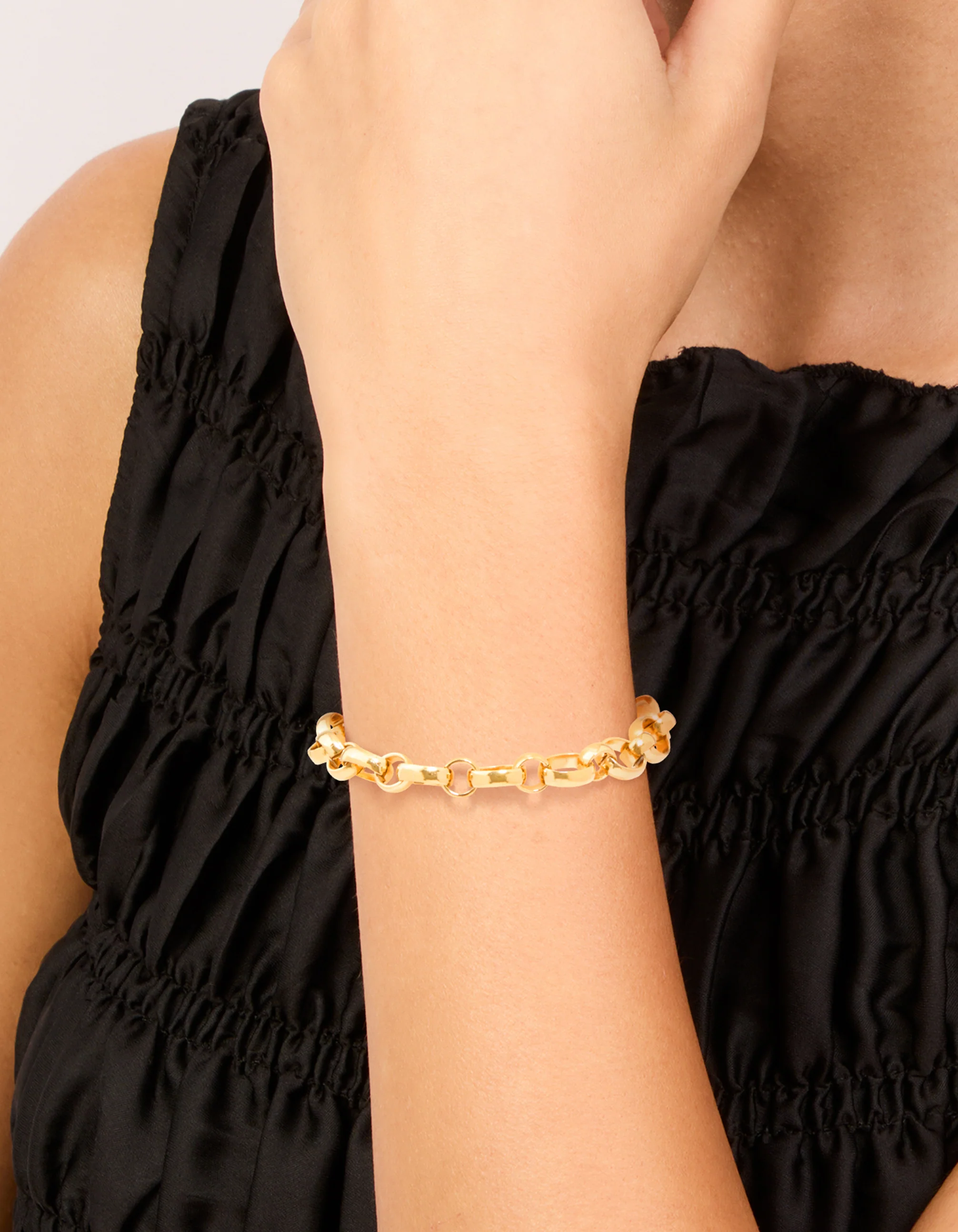 Waterproof Gold Plated Stainless Steel Interlocking Chain Bracelet - Image 2