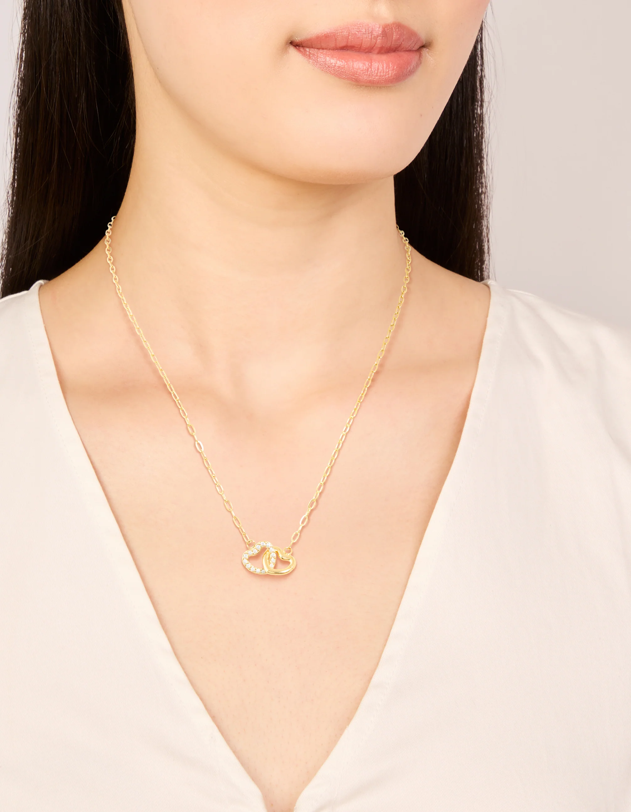 Waterproof Gold Plated Stainless Steel Interlocking Heart Pendant Necklace - Image 2