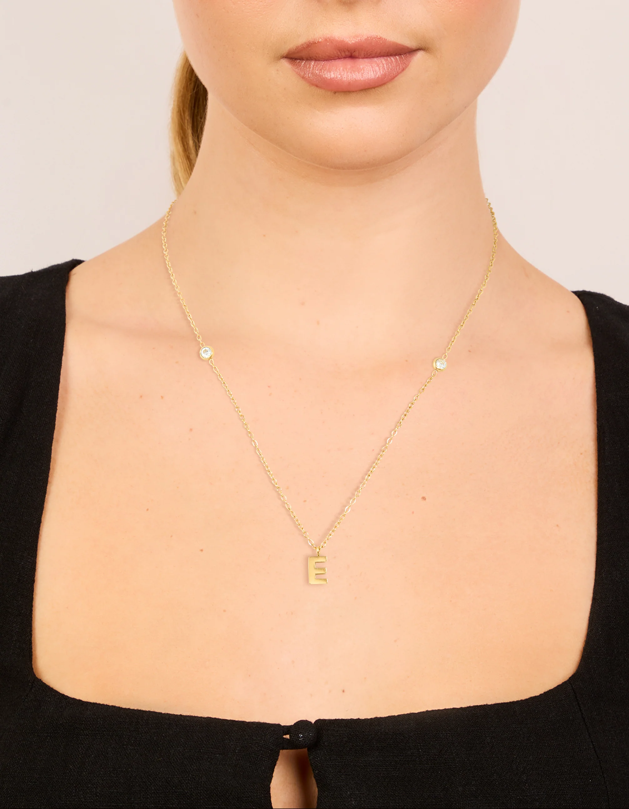 Waterproof Gold Plated Stainless Steel Letter E Dainty Pendant Necklace - Image 2