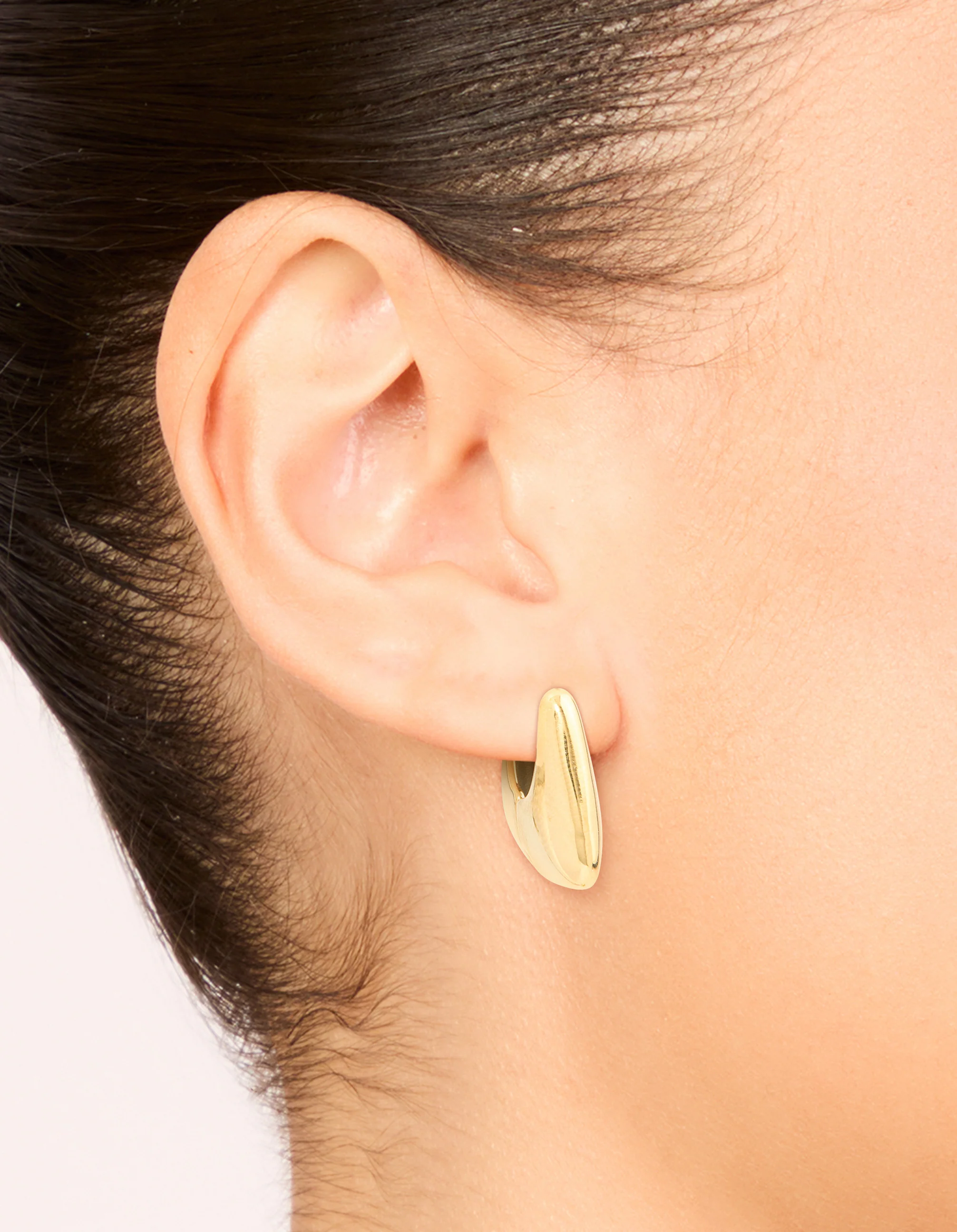 Waterproof Gold Plated Stainless Steel Trapezoid Hinged Hoop Earrings - Image 6