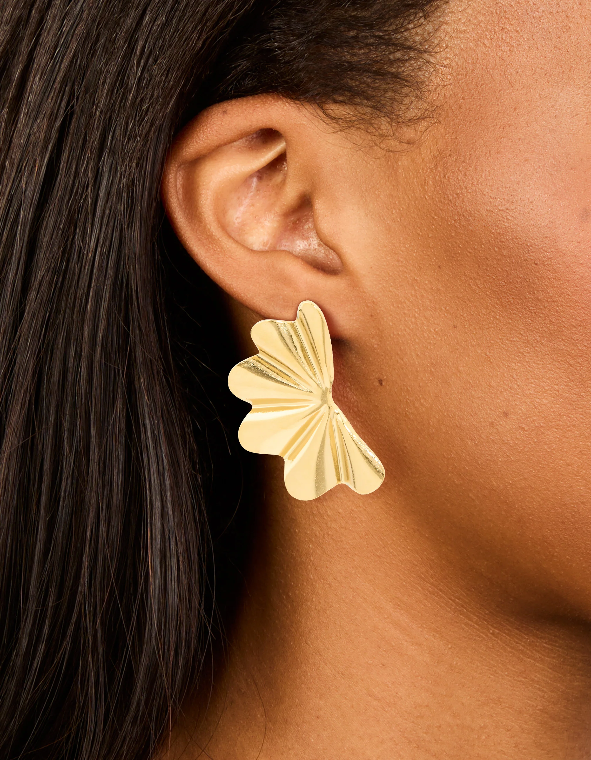 Waterproof Gold Plated Stainless Steel Wavy Fan Flower Stud Earrings - Image 4