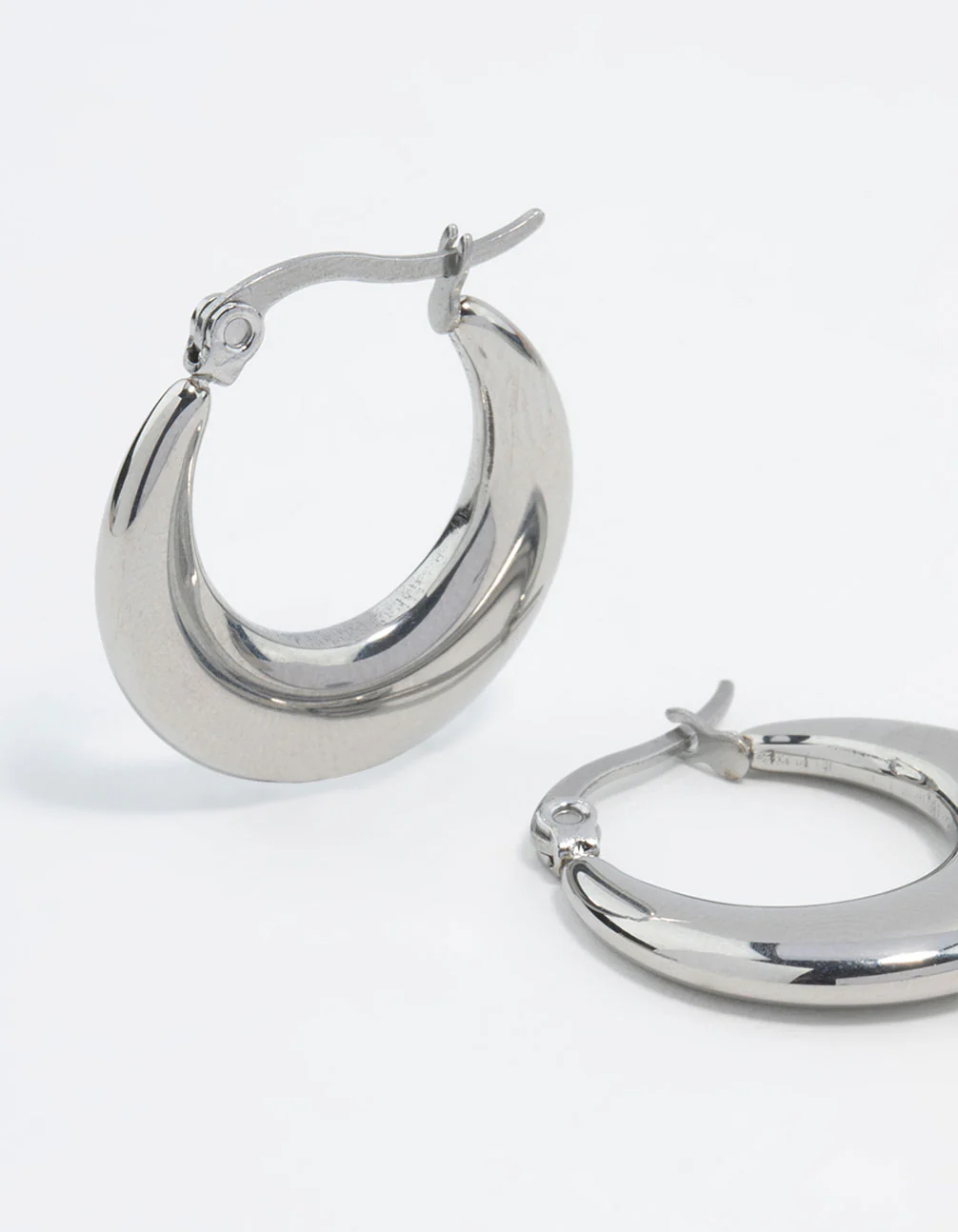 Waterproof Stainless Steel Flat Crescent Hoop Earrings - Image 4