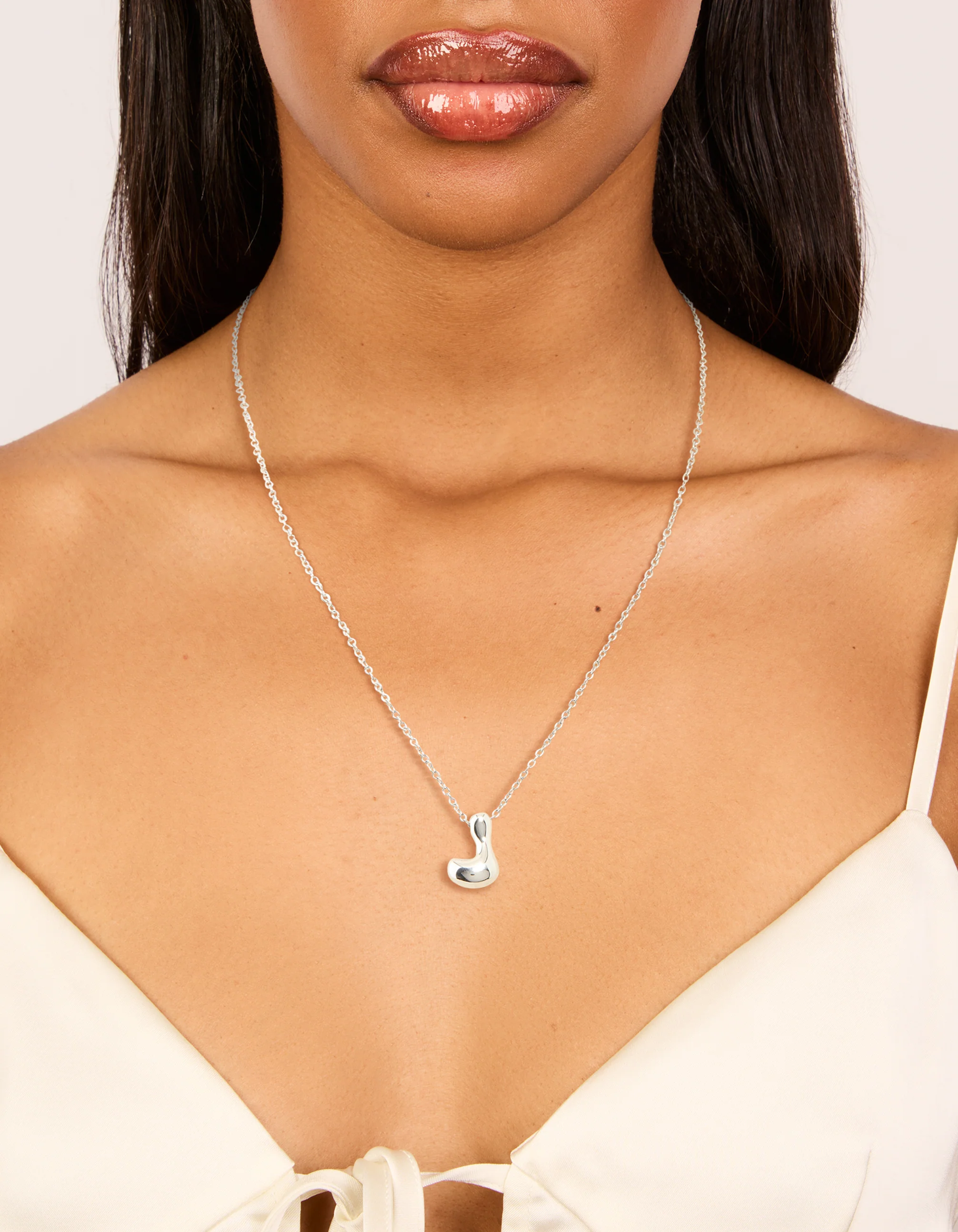 Waterproof Stainless Steel Large Bubble Letter L Necklace - Image 2