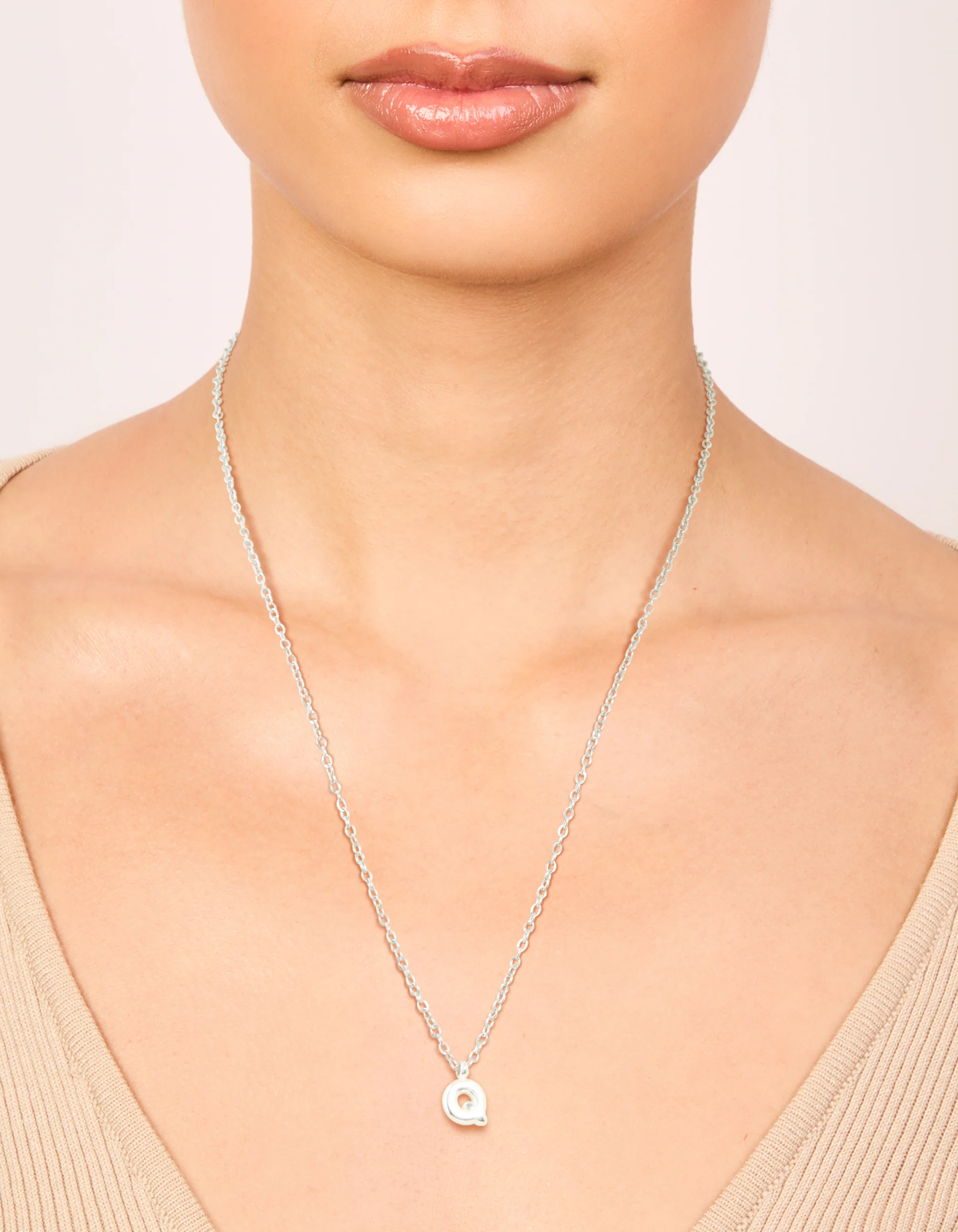 Waterproof Stainless Steel Mini Bubble Letter Q Necklace - Image 2
