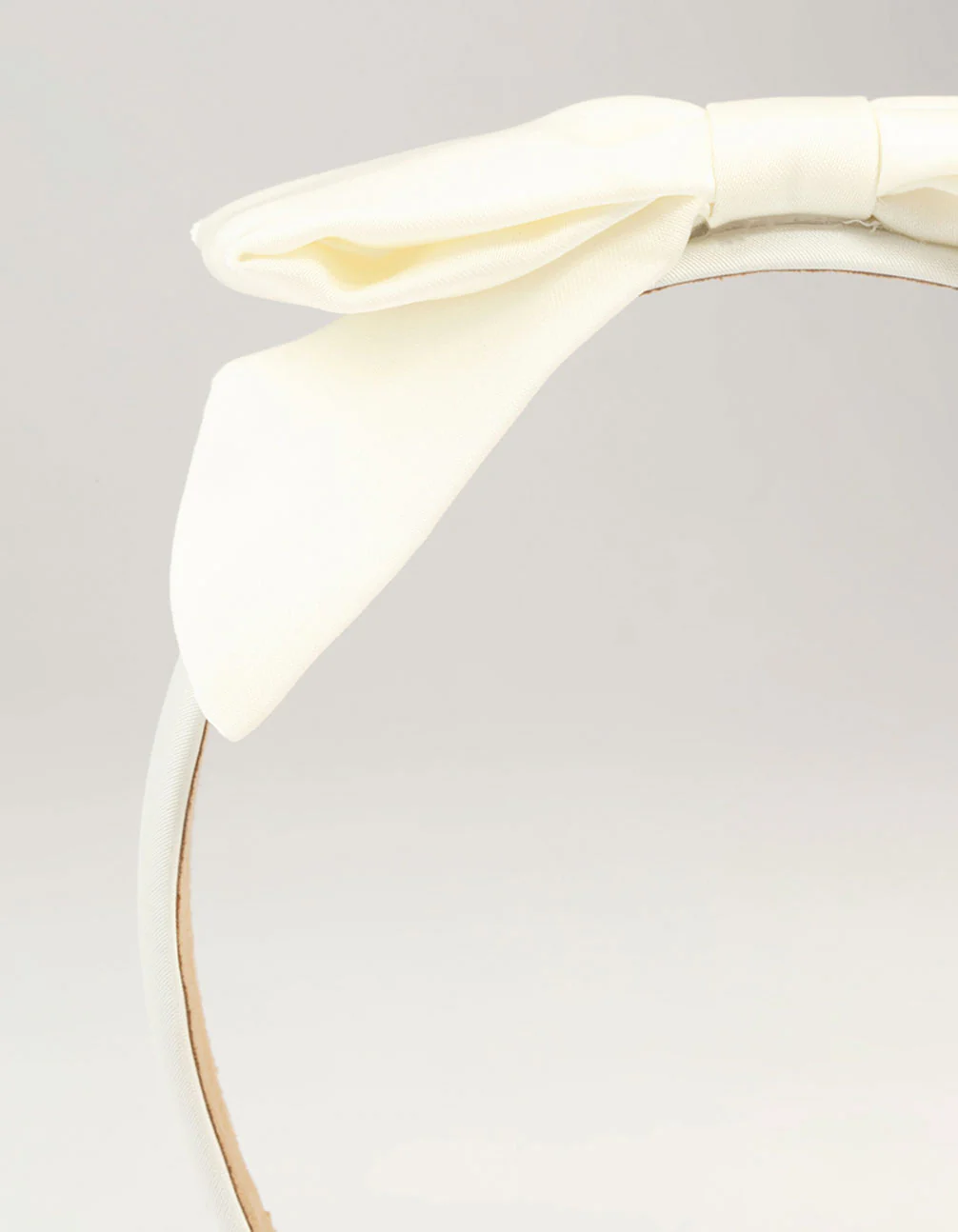 White Fabric Classic Slim Bow Headband - Image 2