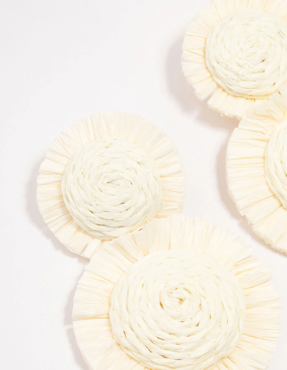 White Raffia Round Graduating Drop Earrings - Image 2