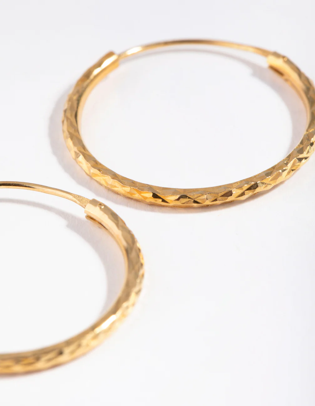 Gold Plated Sterling Silver 25mm Diamond Cut Hoop Earrings - Image 3